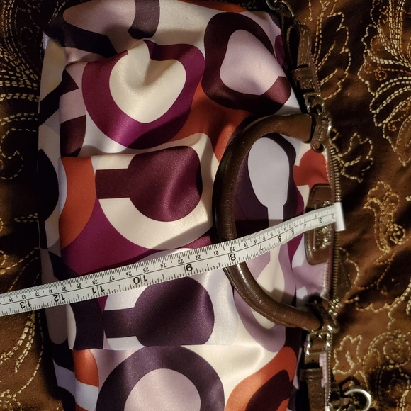 Authentic Coach Purse - Picture 5 of 7